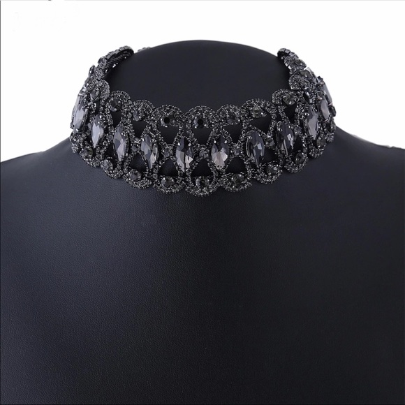 Jewelry - Crystal Choker Necklace